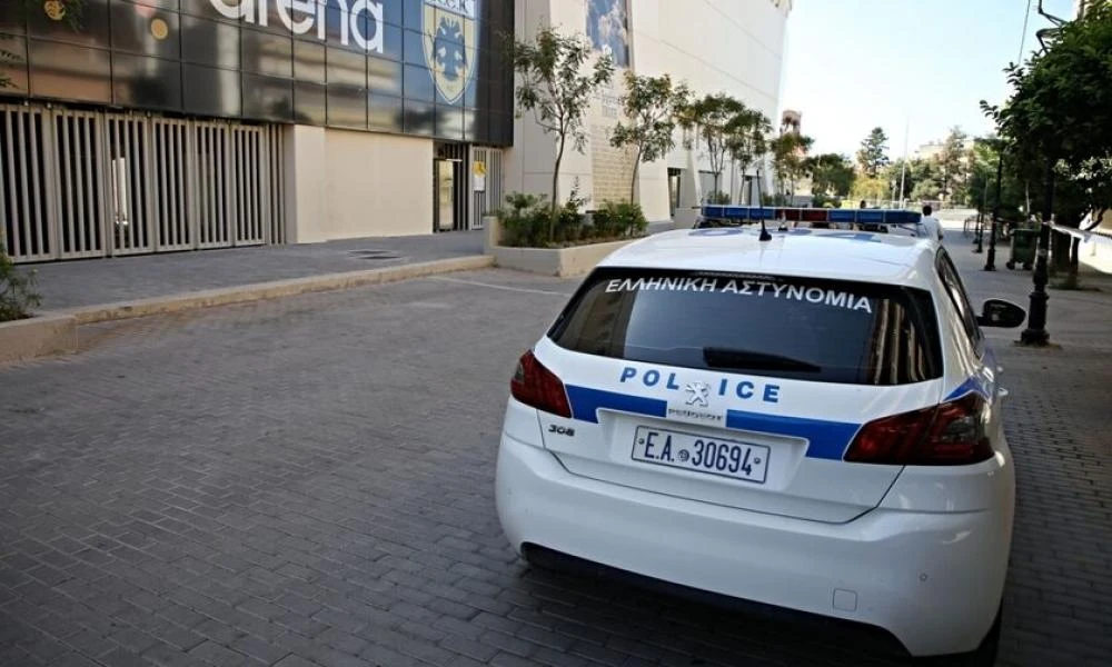 Άγιος Παντελεήμονας: 3 συλλήψεις ανήλικων για ληστείες - Άρπαξαν αλυσίδες λαιμού από πεζούς
